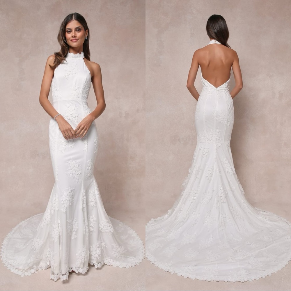 Lulu's Ivory Lace Wedding Gown